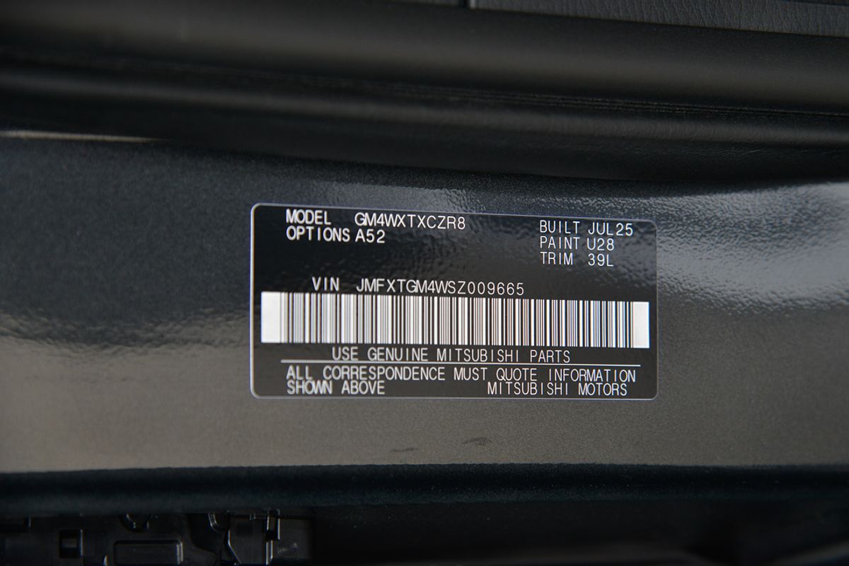 2025 Mitsubishi Outlander LS ZM