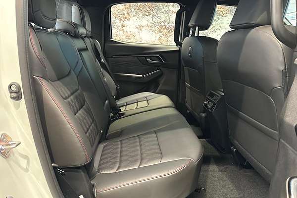 2025 Isuzu D-MAX X-TERRAIN 4X4