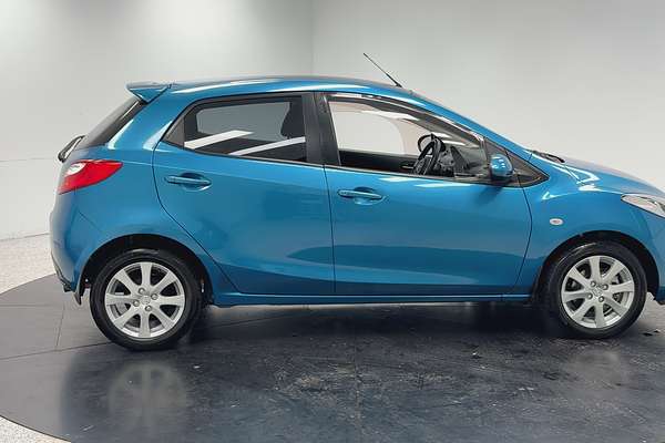 2011 Mazda 2 Maxx DE Series 1