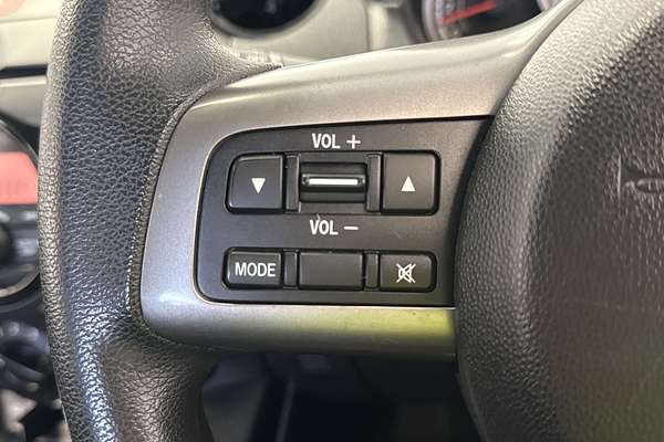 2011 Mazda 2 Maxx DE Series 1