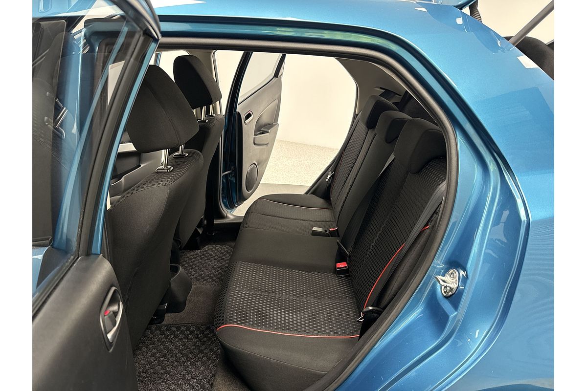 2011 Mazda 2 Maxx DE Series 1