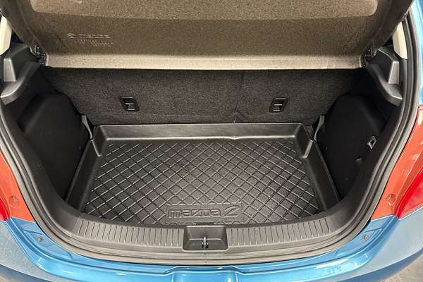 2011 Mazda 2 Maxx DE Series 1