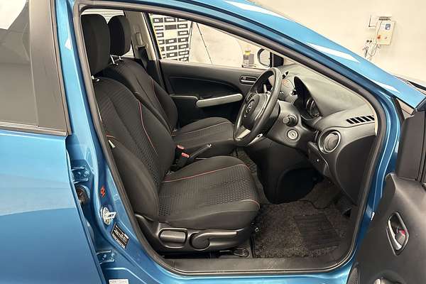 2011 Mazda 2 Maxx DE Series 1