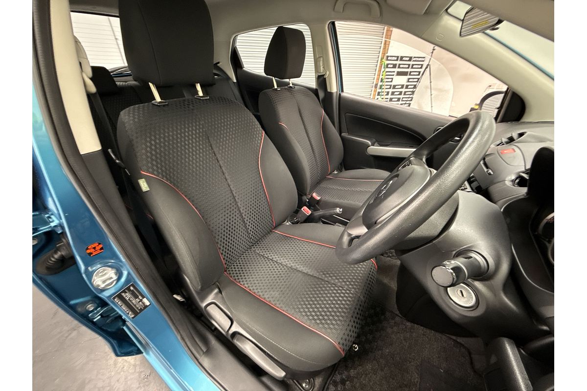 2011 Mazda 2 Maxx DE Series 1