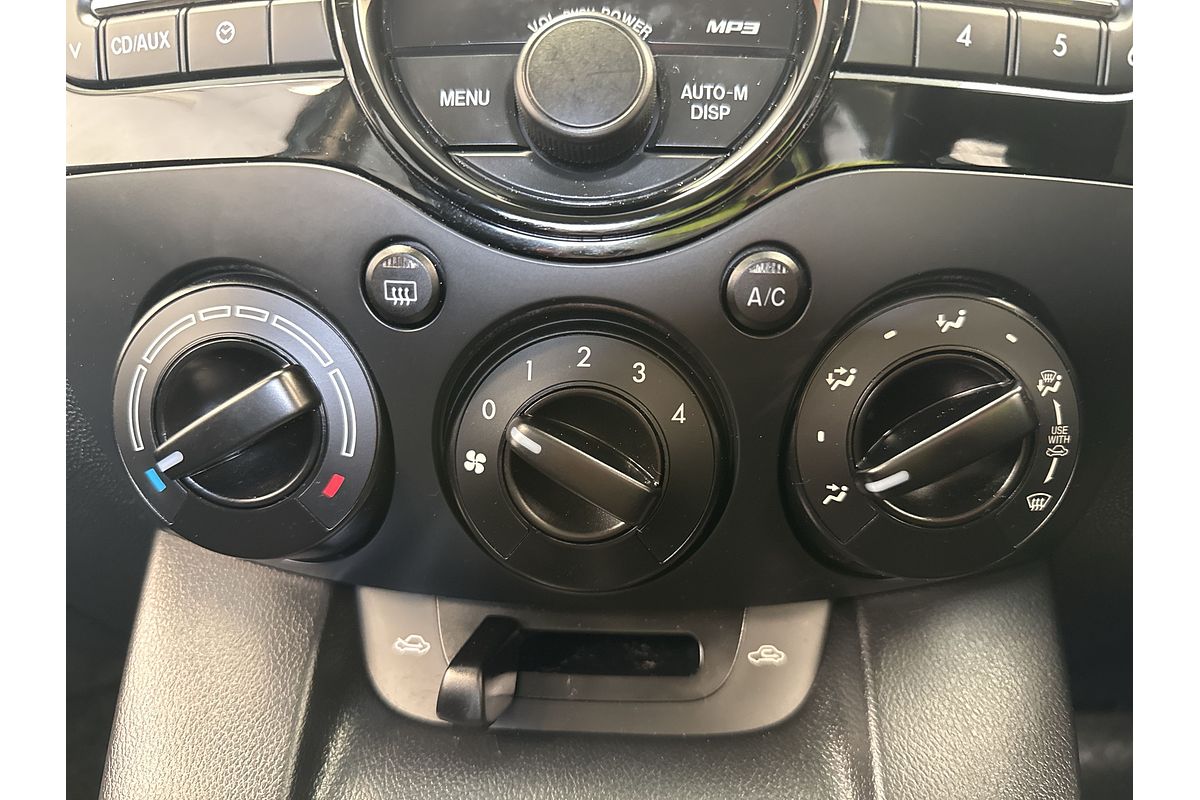 2011 Mazda 2 Maxx DE Series 1