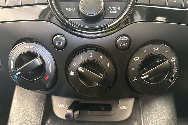 2011 Mazda 2 Maxx DE Series 1