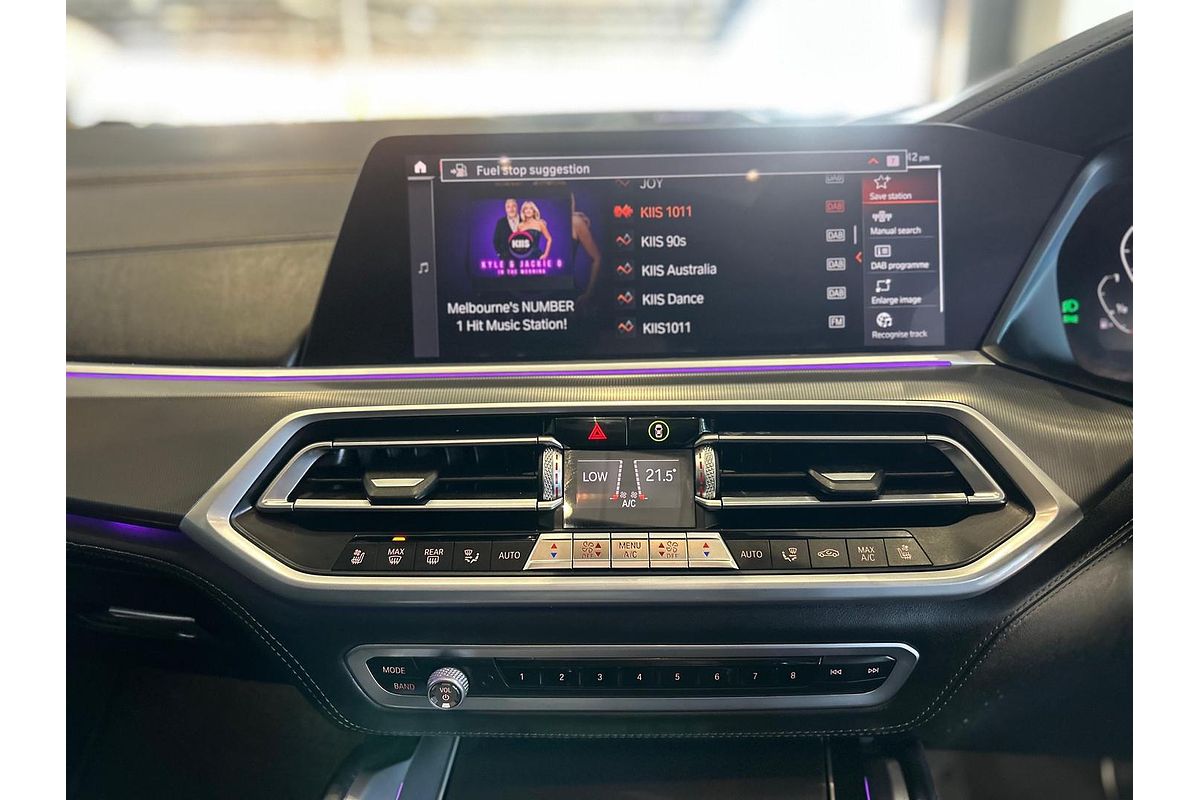 2020 BMW X6 M50i G06