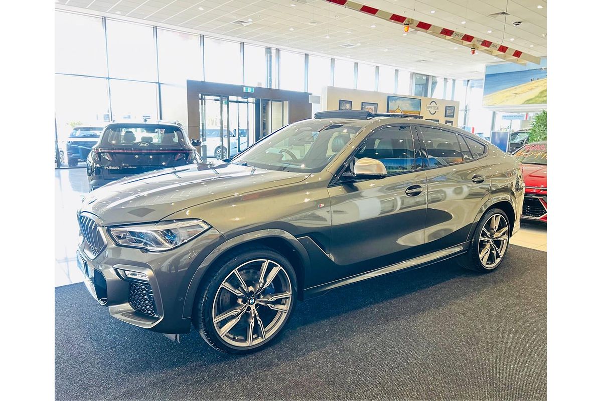 2020 BMW X6 M50i G06