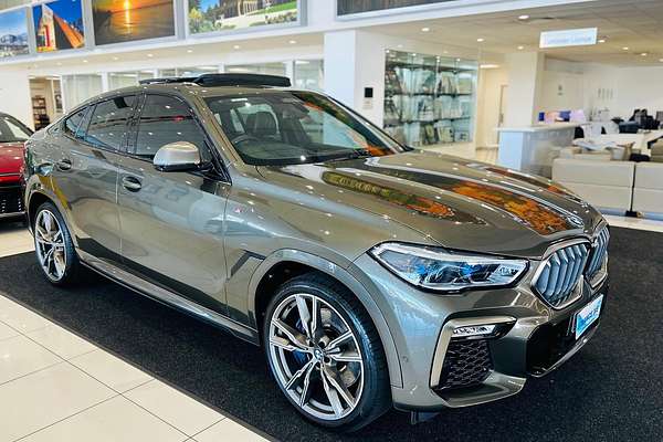2020 BMW X6 M50i G06