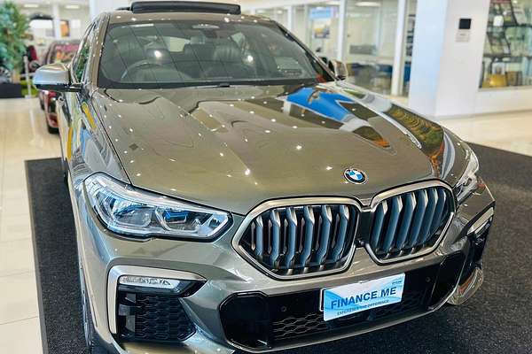 2020 BMW X6 M50i G06