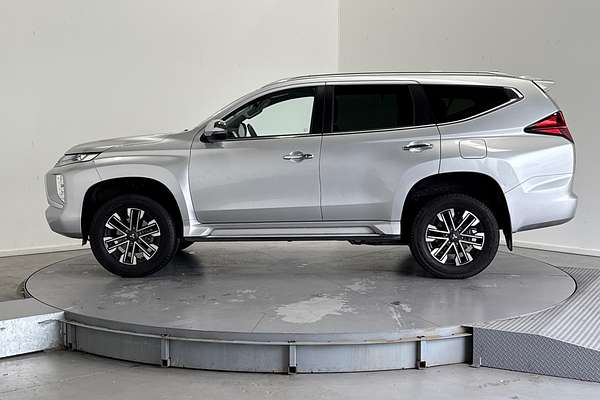 2022 Mitsubishi Pajero Sport GLS QF