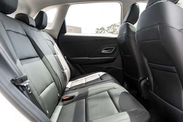 2025 MG ZS Essence Hybrid+ ZS32