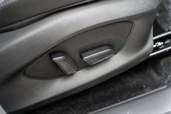 2025 MG ZS Essence Hybrid+ ZS32