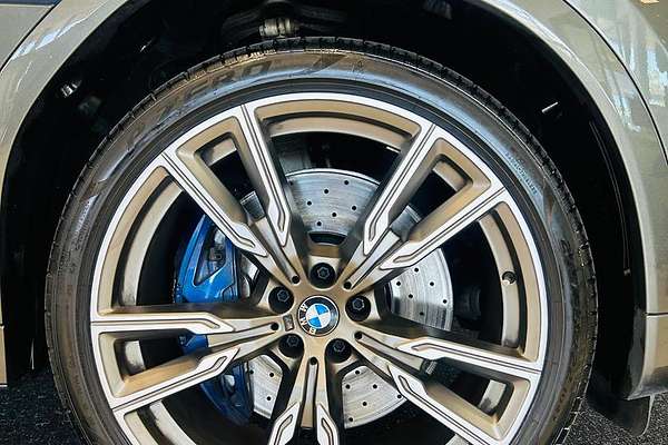 2020 BMW X6 M50i G06