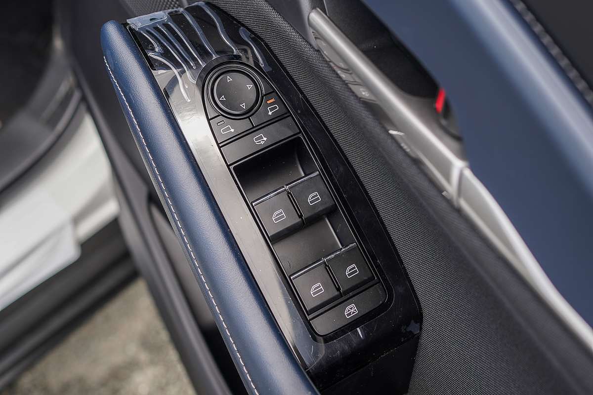 2025 Mazda CX-30 G20 Evolve DM Series