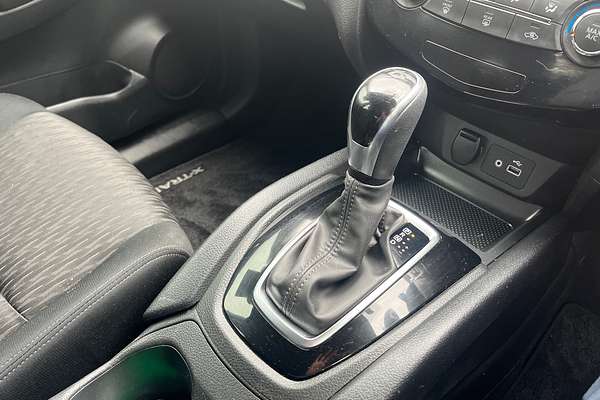 2022 Nissan X-TRAIL ST T32