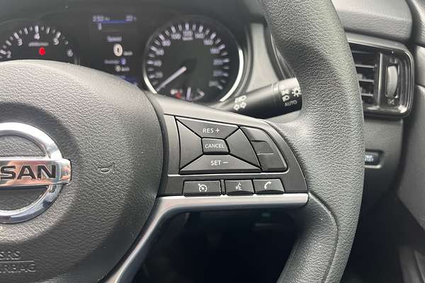 2022 Nissan X-TRAIL ST T32