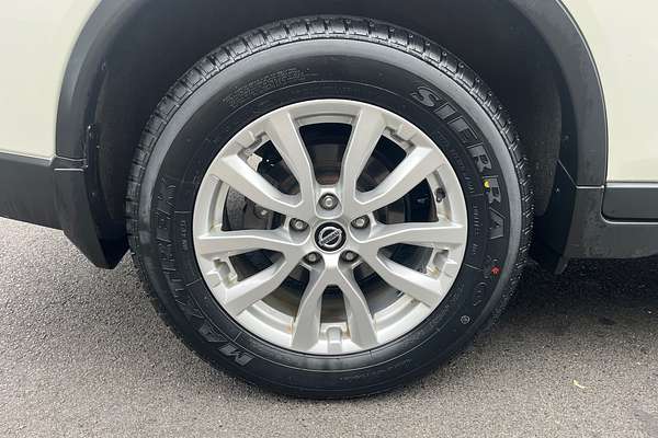 2022 Nissan X-TRAIL ST T32