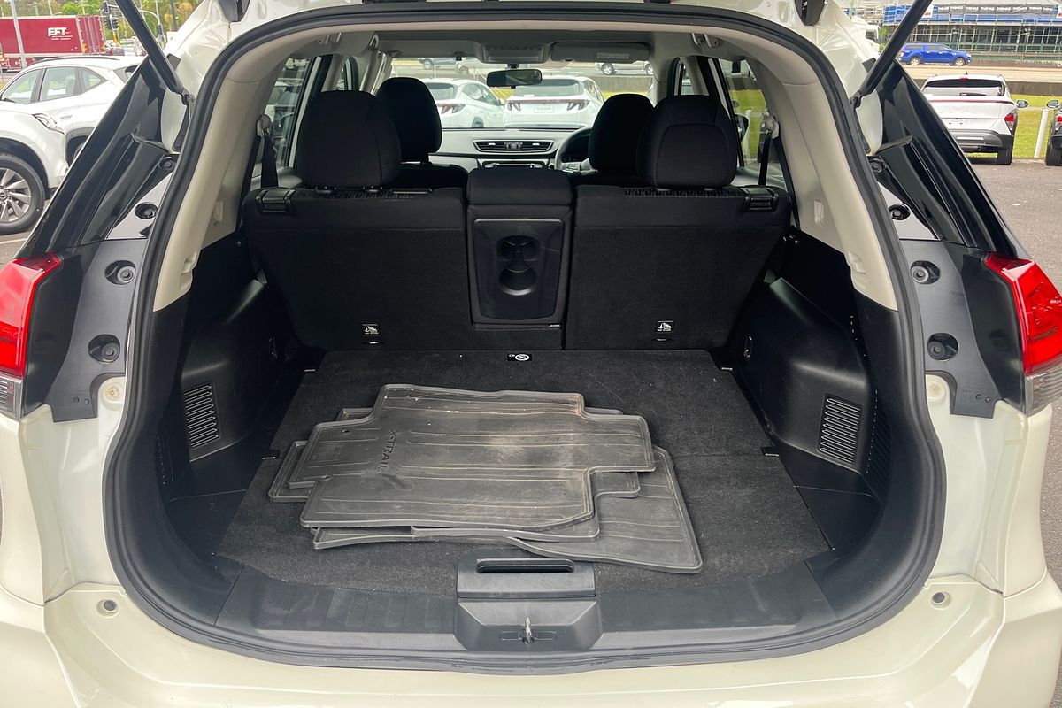 2022 Nissan X-TRAIL ST T32