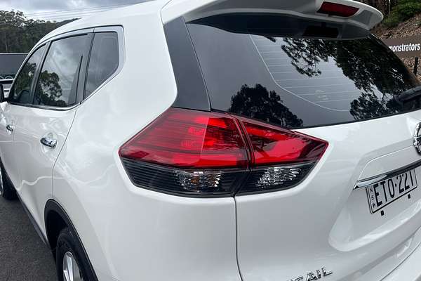 2022 Nissan X-TRAIL ST T32