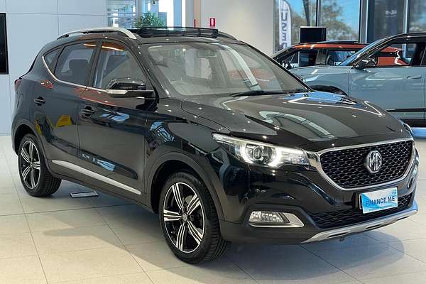 2018 MG ZS Essence AZS1