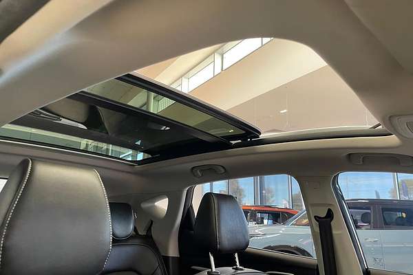 2018 MG ZS Essence AZS1