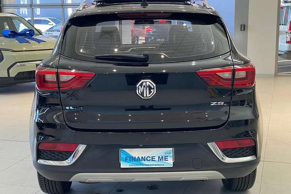 2018 MG ZS Essence AZS1