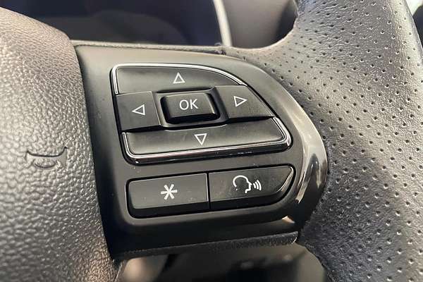 2018 MG ZS Essence AZS1