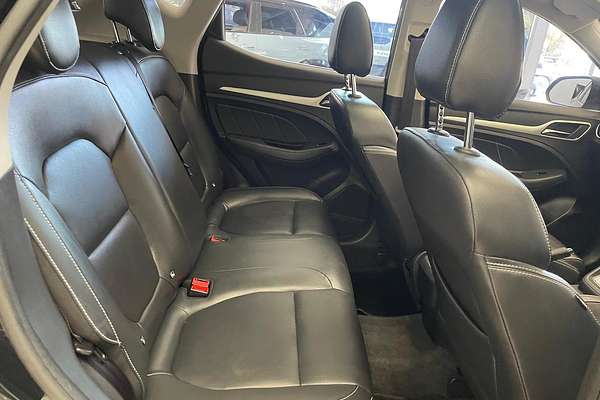 2018 MG ZS Essence AZS1