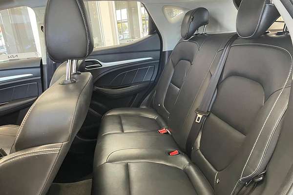 2018 MG ZS Essence AZS1