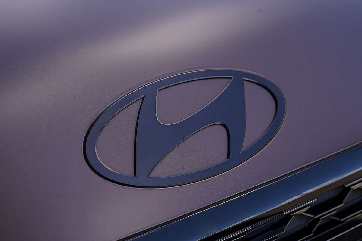 2025 Hyundai Santa Fe Calligraphy MX5.V1