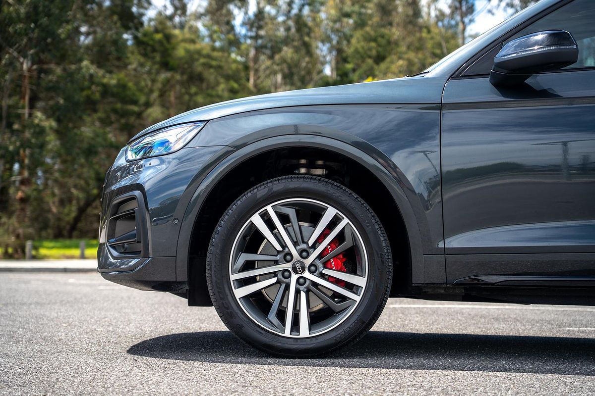 2024 Audi Q5 40 TDI Sport FY