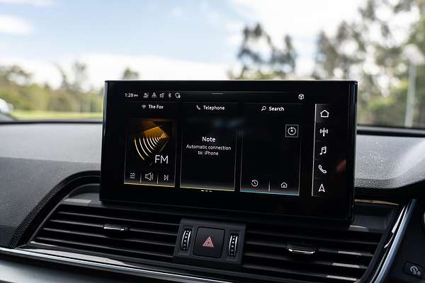 2024 Audi Q5 40 TDI Sport FY