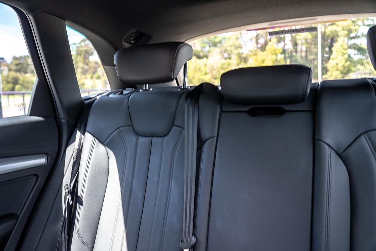 2024 Audi Q5 40 TDI Sport FY