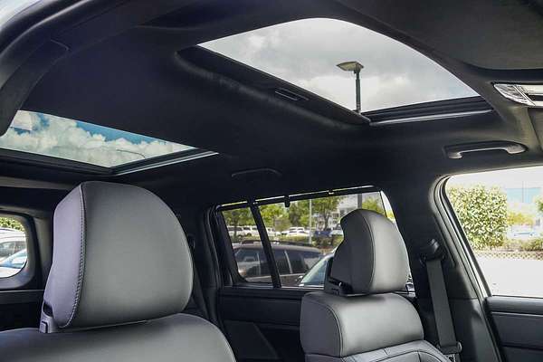 2025 Hyundai Santa Fe Hybrid Calligraphy MX5.V1