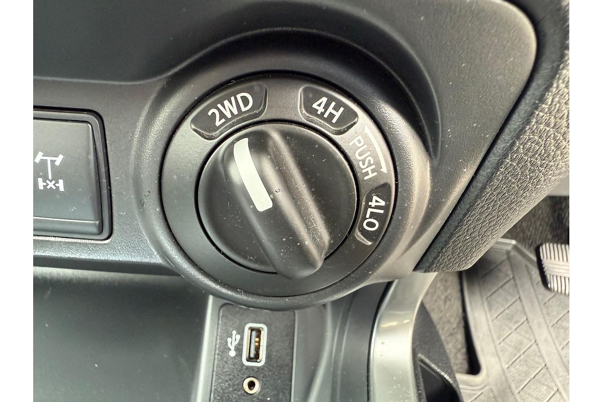 2022 Nissan Navara ST D23 4X4