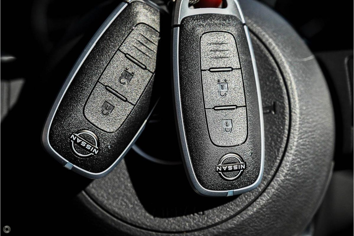 2025 Nissan X-TRAIL ST-L T33