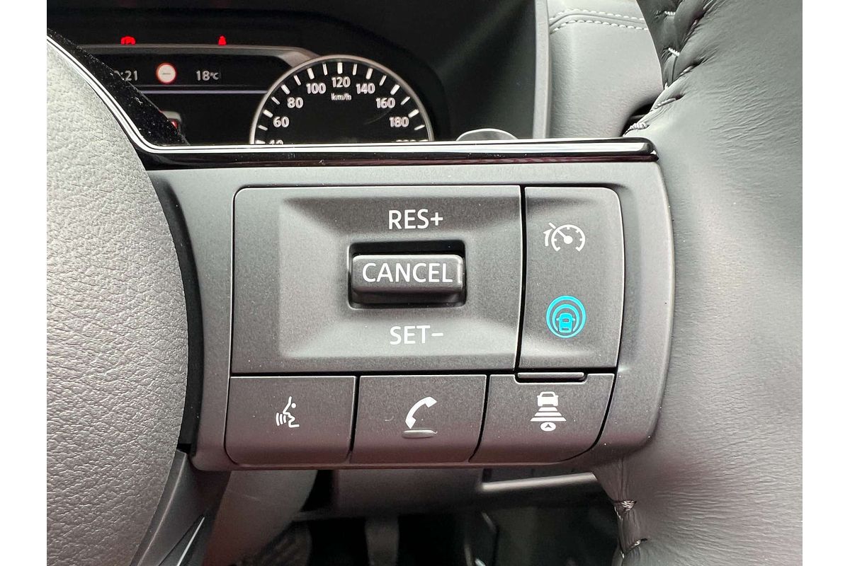 2025 Nissan X-TRAIL ST-L T33