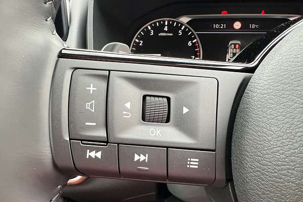 2025 Nissan X-TRAIL ST-L T33