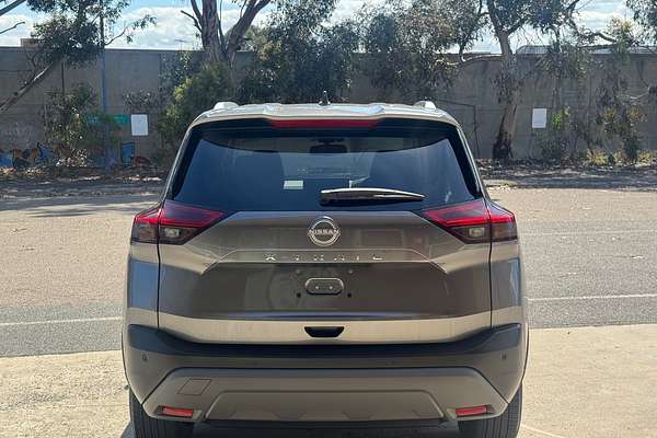 2024 Nissan X-TRAIL ST-L T33