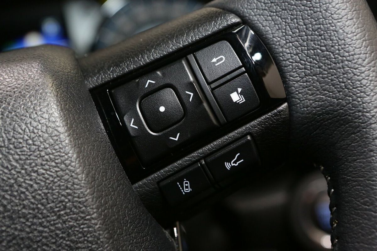 2025 Toyota Hilux Rogue 48V GUN126R 4X4