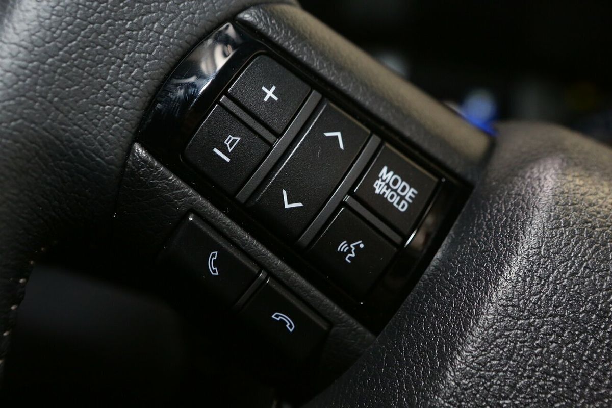 2025 Toyota Hilux Rogue 48V GUN126R 4X4