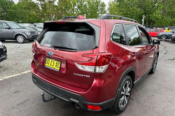 2019 Subaru Forester 2.5i Premium S5