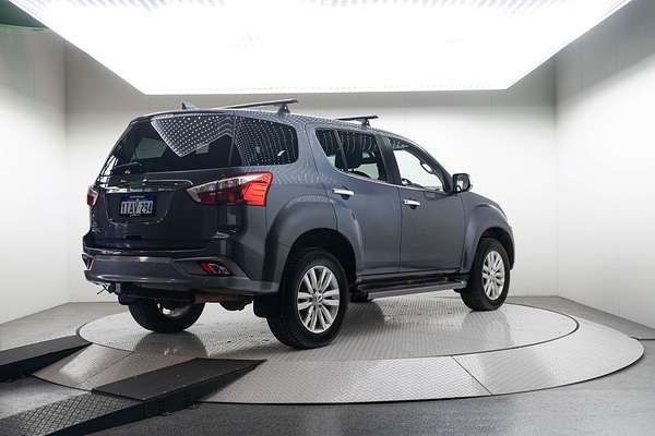 2017 Isuzu MU-X LS-U