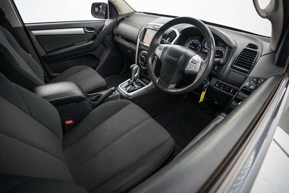 2017 Isuzu MU-X LS-U