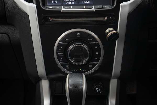 2017 Isuzu MU-X LS-U