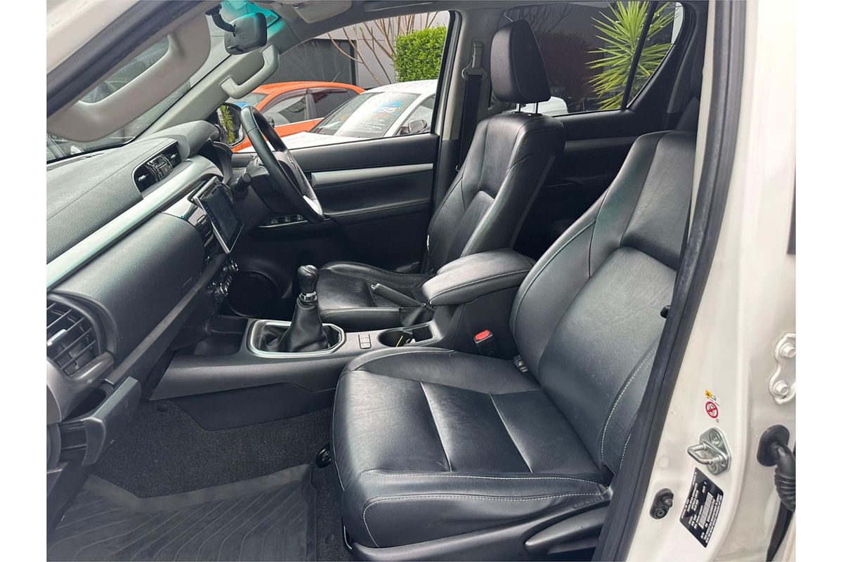 2016 Toyota Hilux SR5 GUN126R 4X4