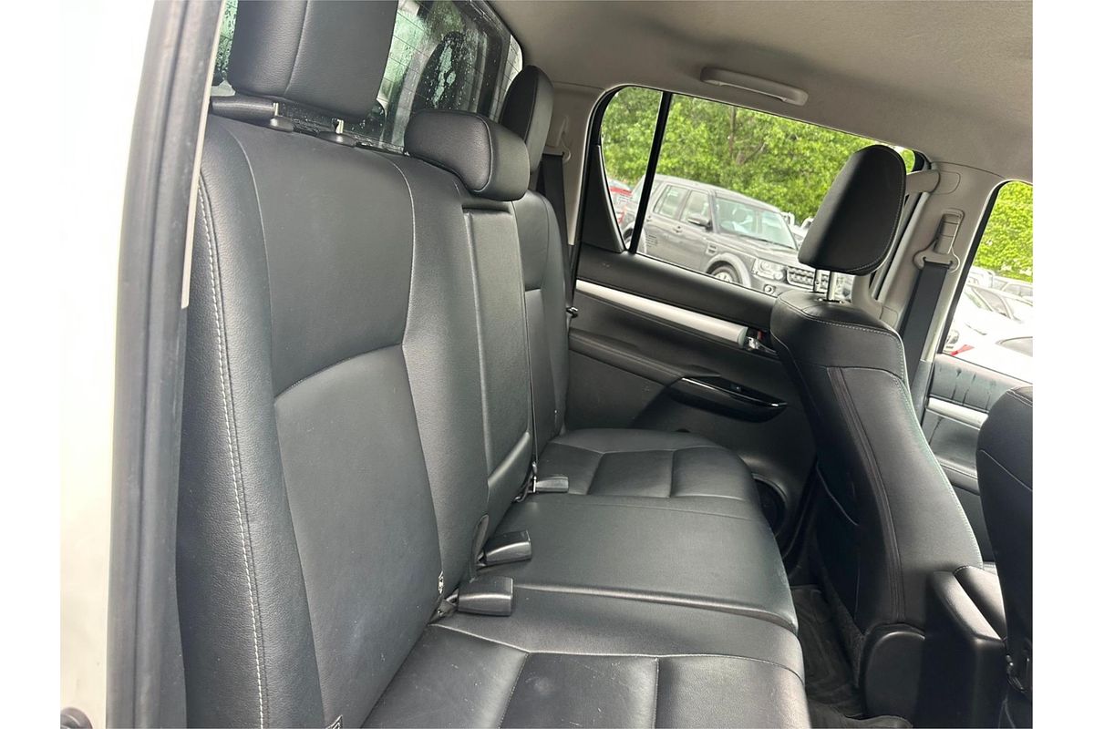 2016 Toyota Hilux SR5 GUN126R 4X4