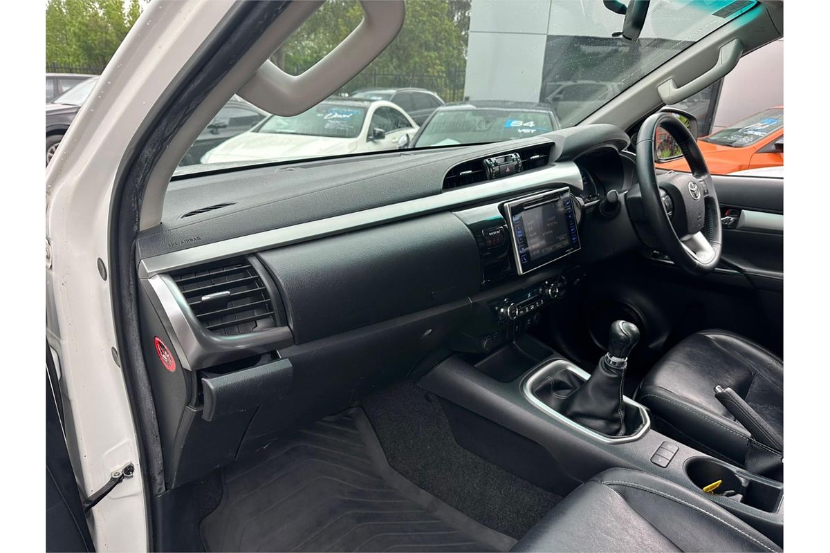 2016 Toyota Hilux SR5 GUN126R 4X4