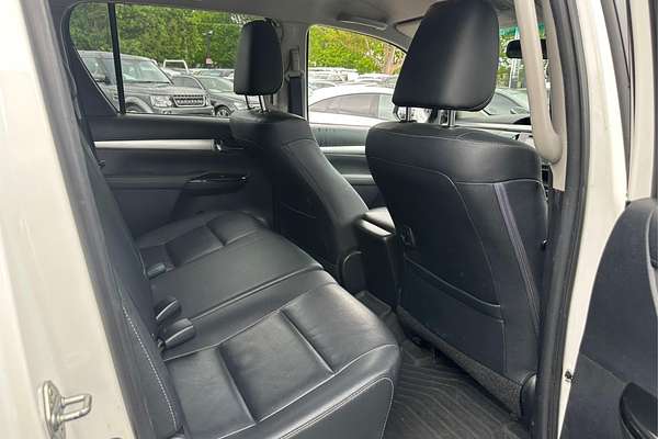 2016 Toyota Hilux SR5 GUN126R 4X4